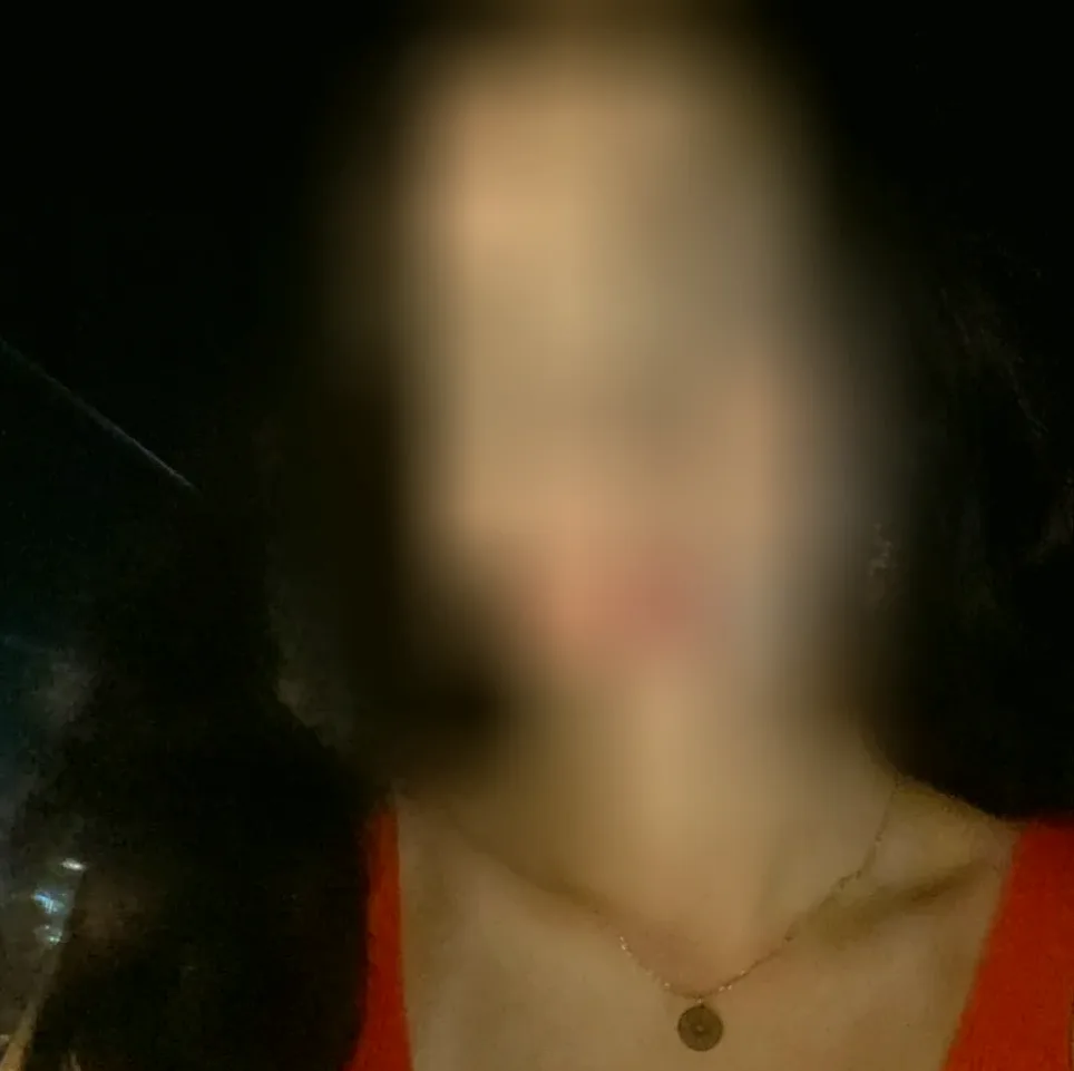 Andrea, 23