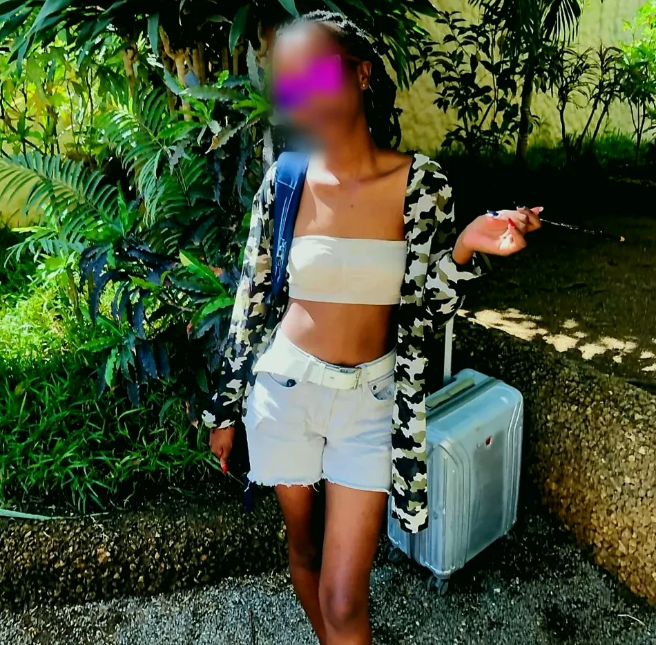 Anja, 21
