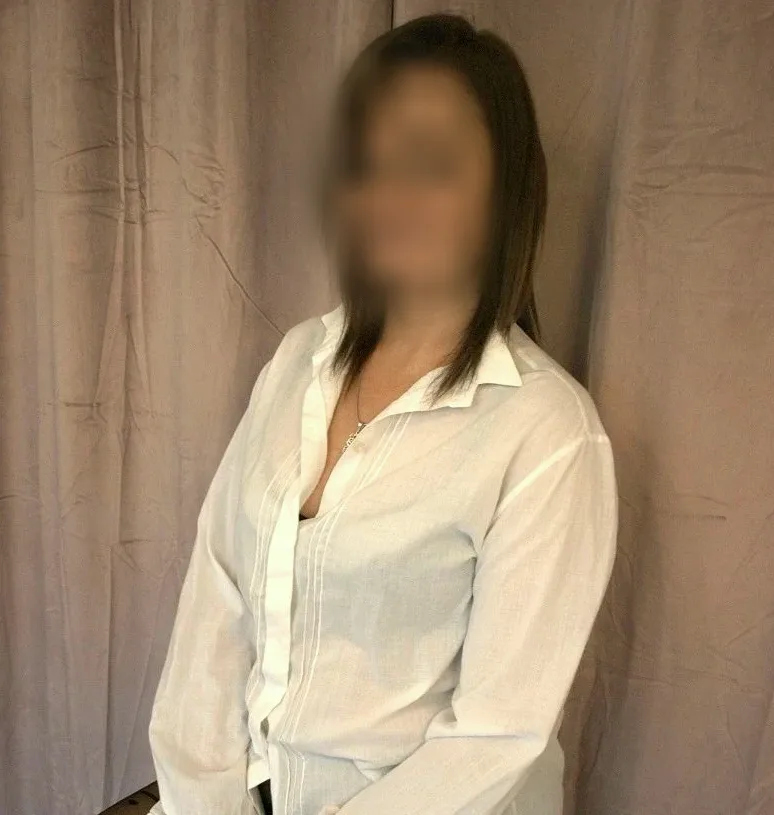 Antonia, 38