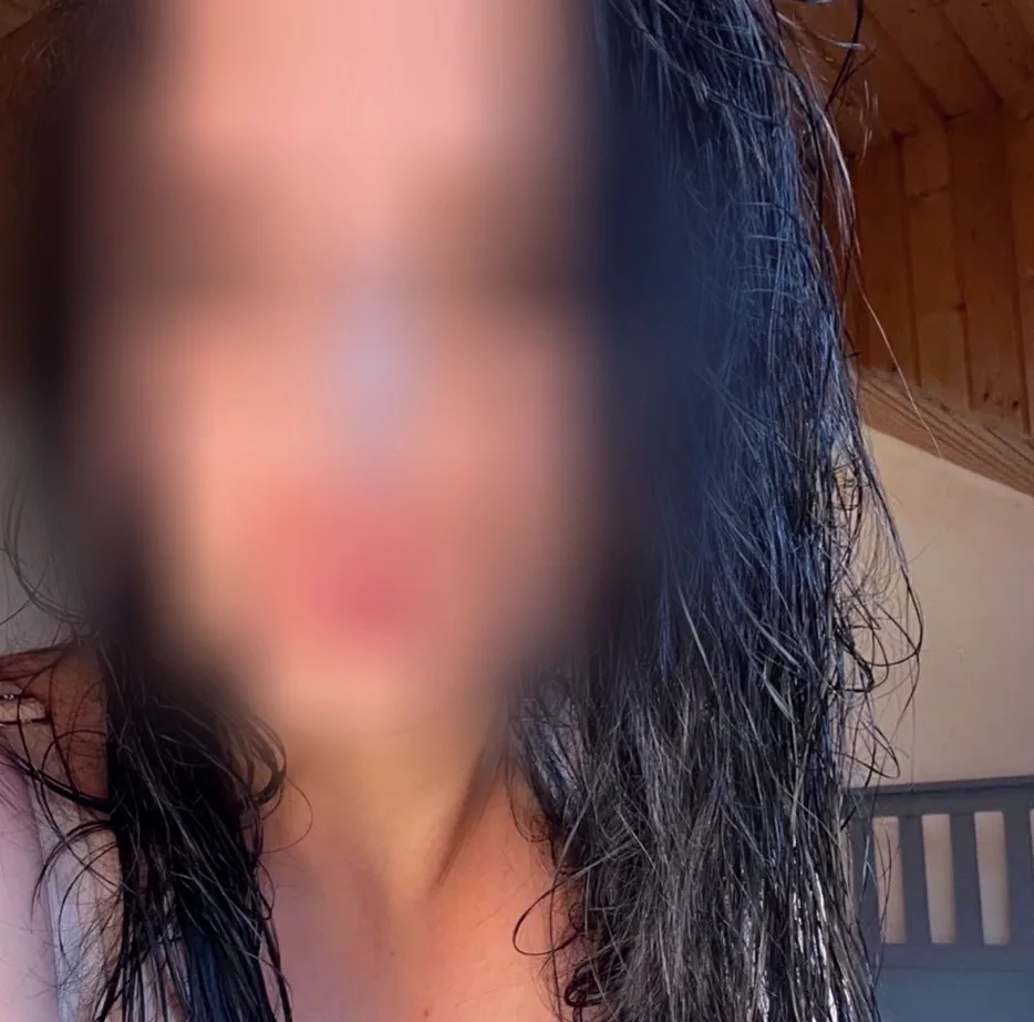 Ingrid, 21