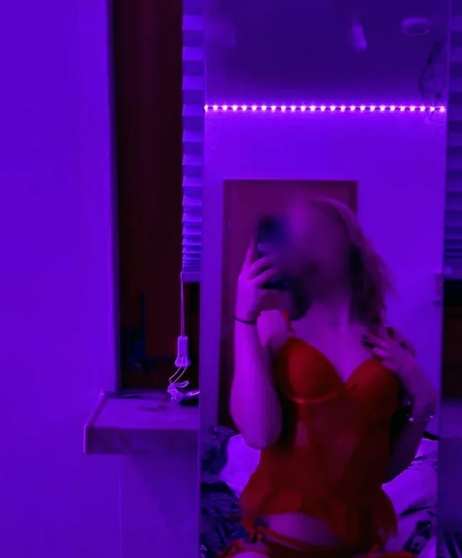 Milica, 23