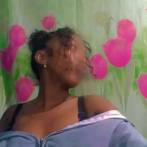 Petra, 24