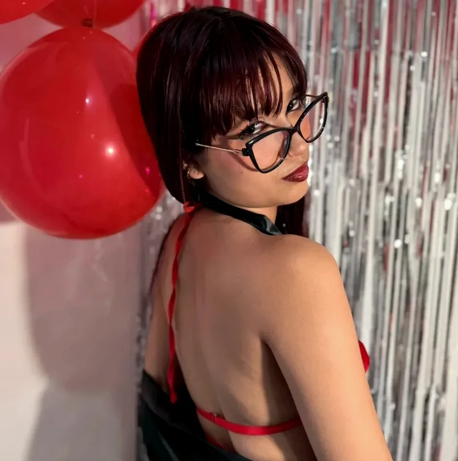 Sabine, 18